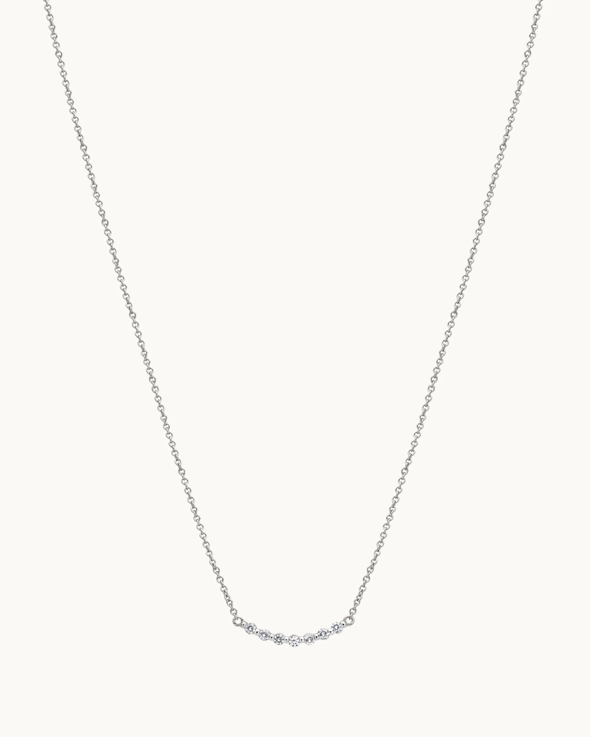 Quinn Curve Bar Necklace in Silver