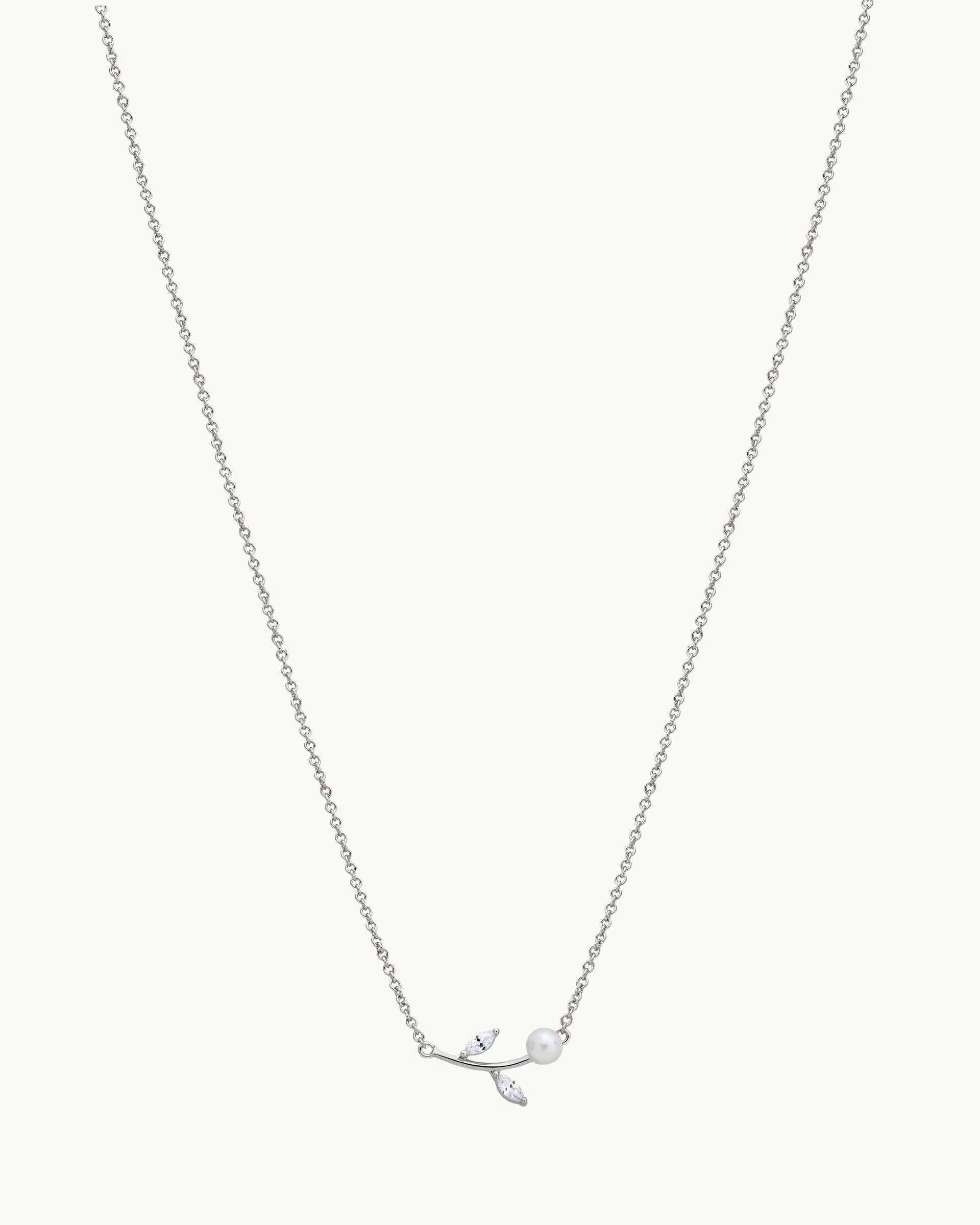 Rosie Leaf Necklace in Silver